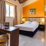 Ad Hoc Monumental 1881 Hotel 3*