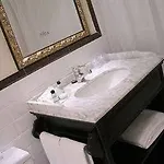 Ad Hoc Monumental 1881 Hotel Valencia