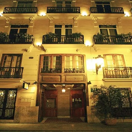 Ad Hoc Monumental 1881 酒店 瓦伦西亚