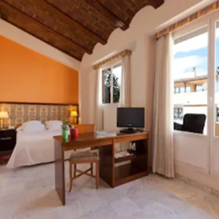 Hotel Ad Hoc Monumental 1881 3*