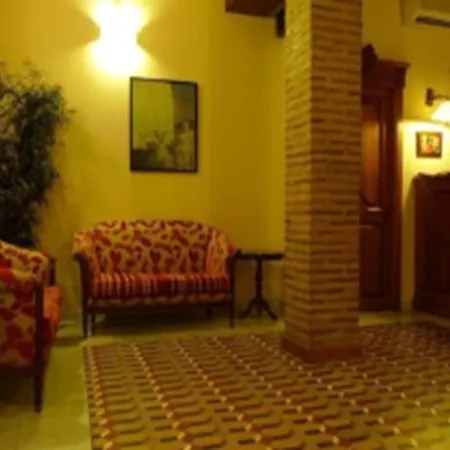 Ad Hoc Monumental 1881 3* Valencia