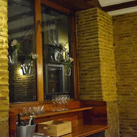 Ad Hoc Monumental 1881 Valencia