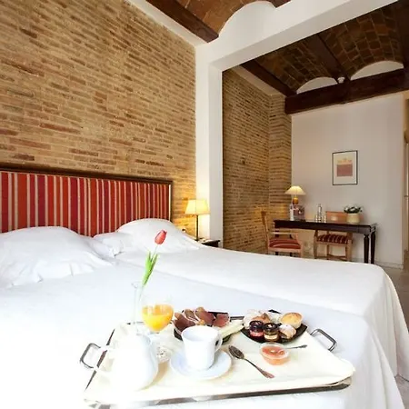 Hotel Ad Hoc Monumental 1881 3*