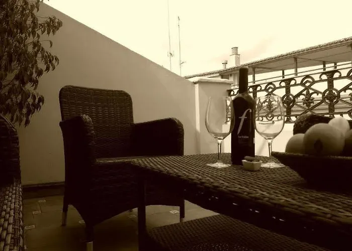 Ad Hoc Monumental 1881 Hotel