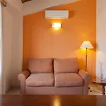 Ad Hoc Monumental 1881 Hotel