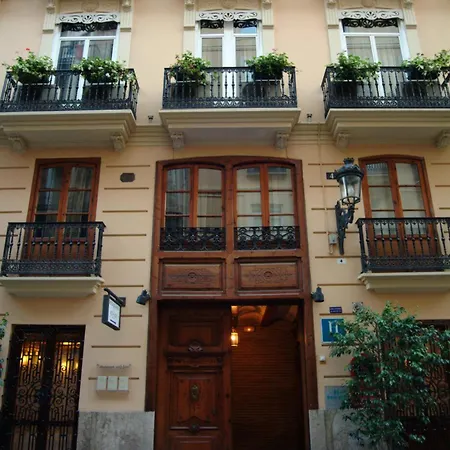 Hotel Ad Hoc Monumental 1881 Valenza