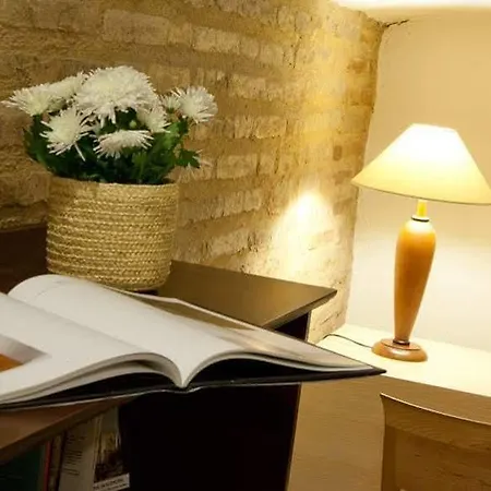 Ad Hoc Monumental 1881