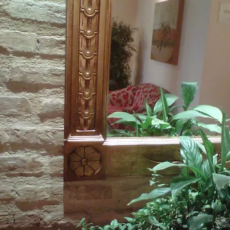 Отель Ad Hoc Monumental 1881