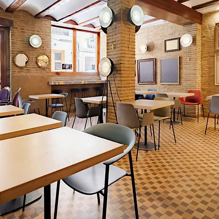 Ad Hoc Monumental 1881 3* Valência