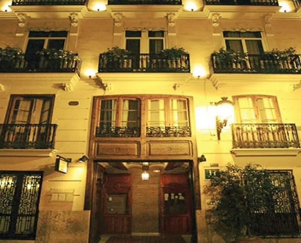 Ad Hoc Monumental 1881 Hotell Valencia