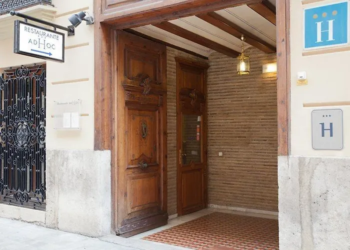 Ad Hoc Monumental 1881 Valencia