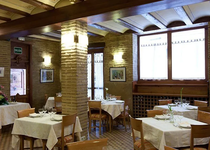 Ad Hoc Monumental 1881 Hotell