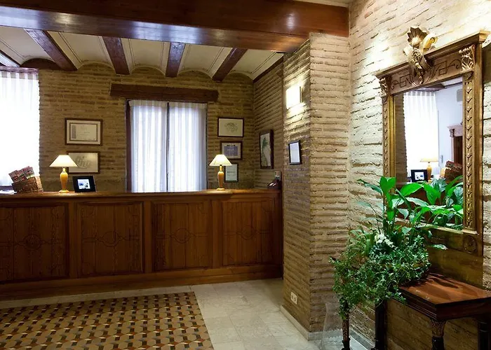 Hotell Ad Hoc Monumental 1881